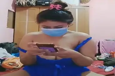Live Show 13 Cewek Seksi Colmek Squirt Banjir